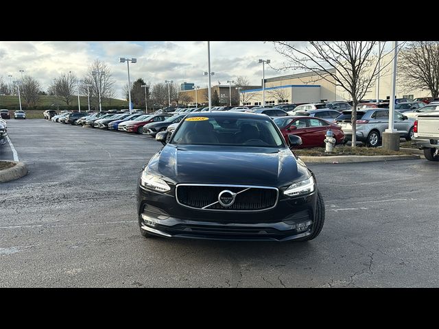 2018 Volvo S90 Momentum