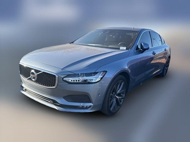 2018 Volvo S90 Momentum