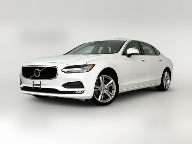 2018 Volvo S90 Momentum