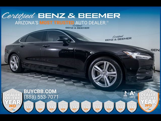 2018 Volvo S90 Momentum