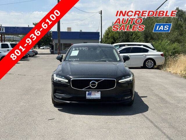 2018 Volvo S90 Momentum