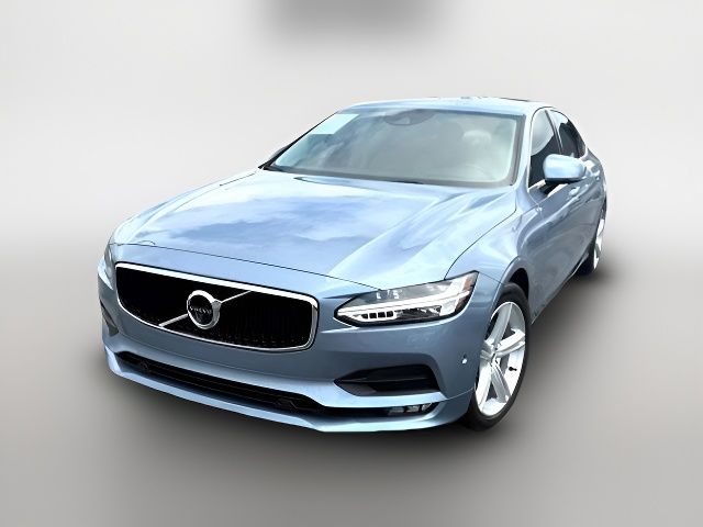 2018 Volvo S90 Momentum