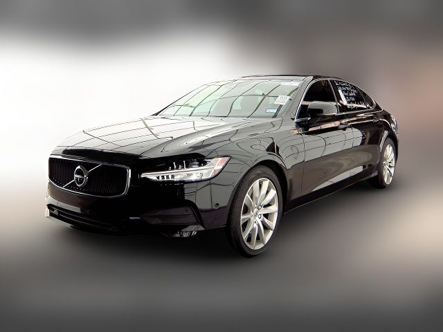 2018 Volvo S90 Momentum