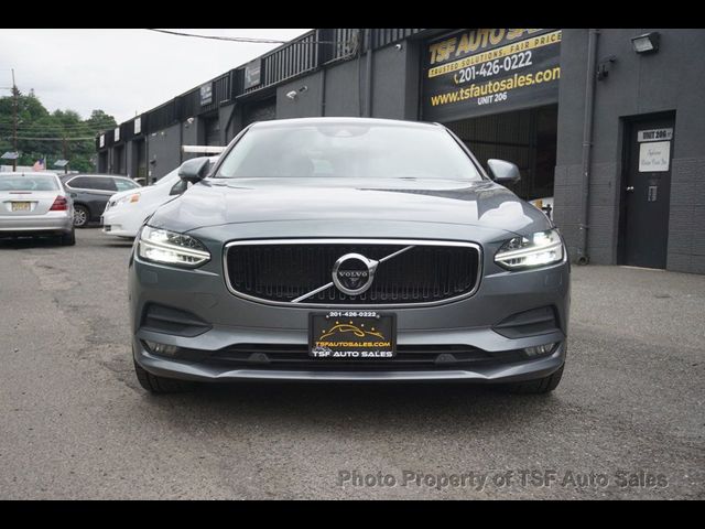 2018 Volvo S90 Momentum