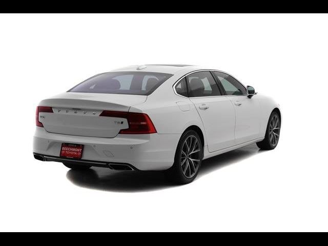 2018 Volvo S90 Momentum