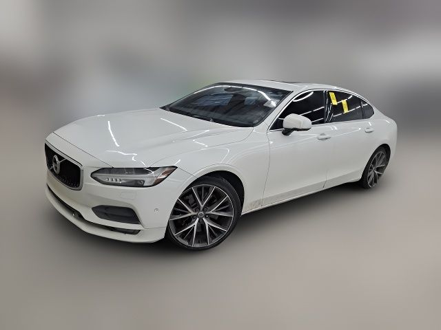 2018 Volvo S90 Momentum