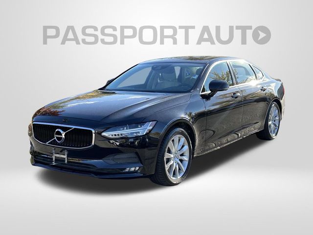 2018 Volvo S90 Momentum