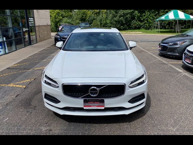 2018 Volvo S90 Momentum