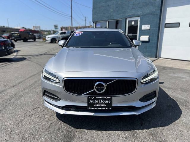 2018 Volvo S90 Momentum