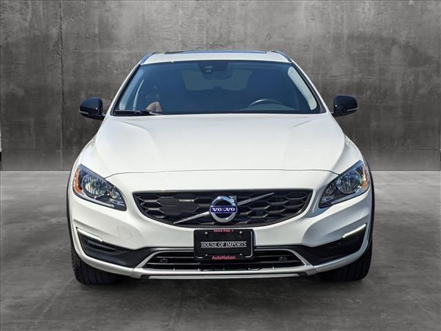 2018 Volvo V60 Cross Country Base