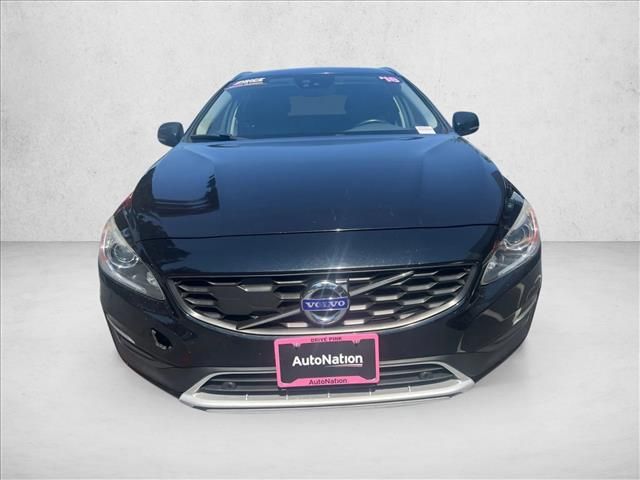 2018 Volvo V60 Cross Country Platinum