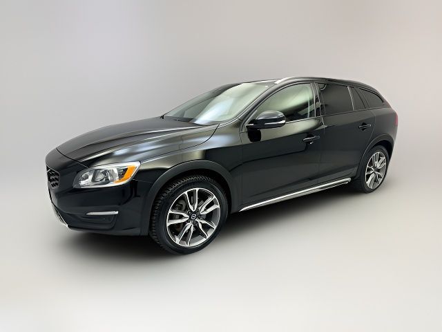 2018 Volvo V60 Cross Country Base
