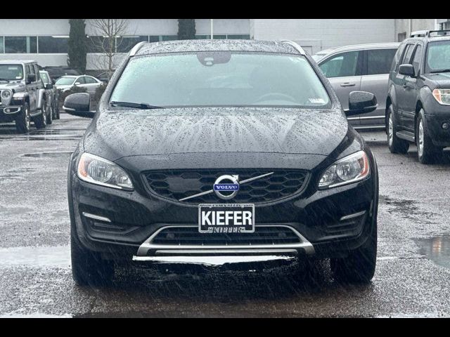 2018 Volvo V60 Cross Country Base