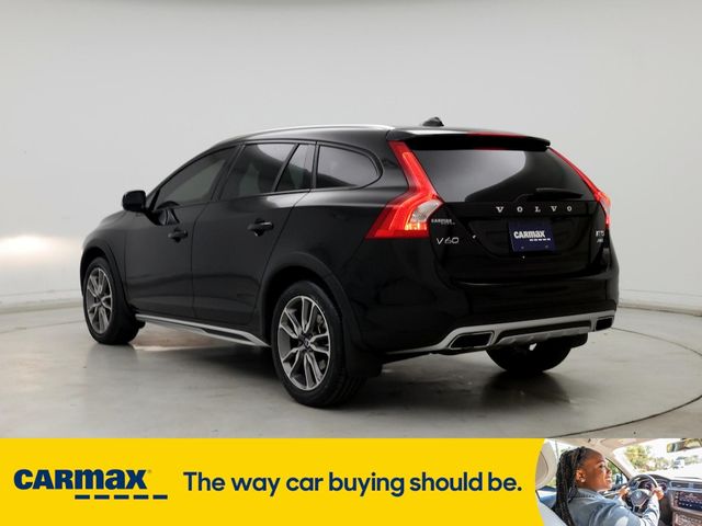 2018 Volvo V60 Cross Country Base