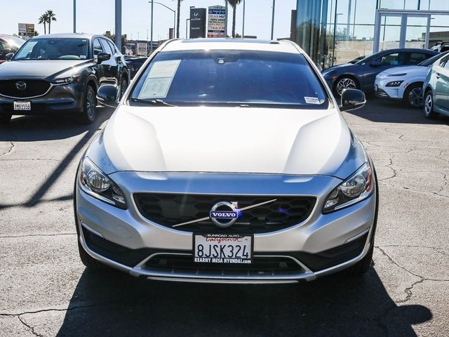 2018 Volvo V60 Cross Country Base