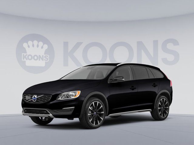 2018 Volvo V60 Cross Country Base