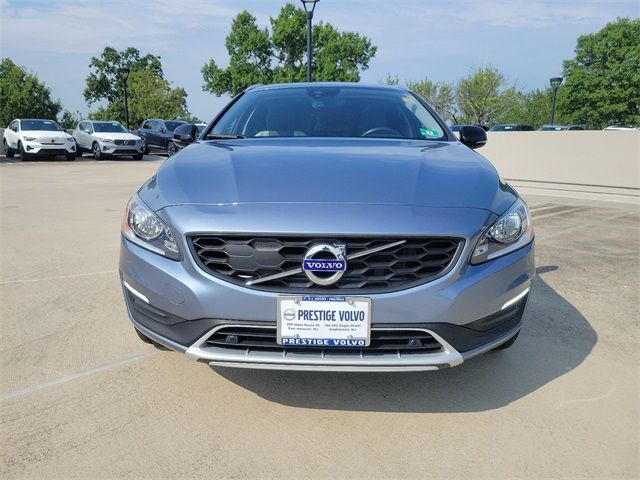 2018 Volvo V60 Cross Country Base