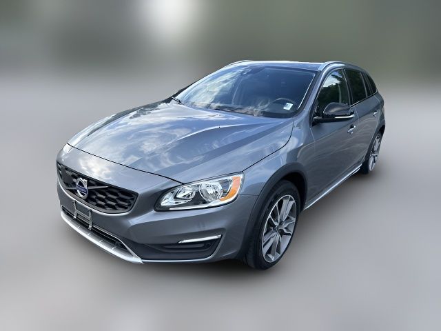 2018 Volvo V60 Cross Country Base