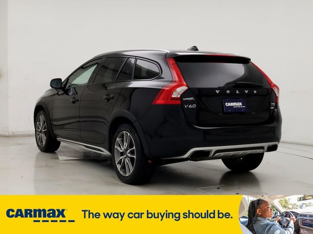 2018 Volvo V60 Cross Country Base