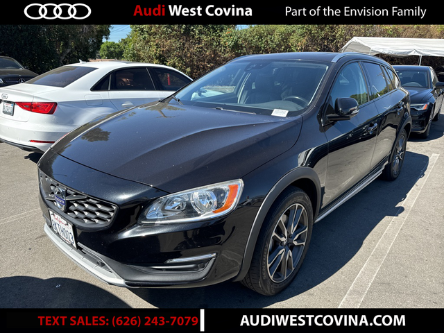 2018 Volvo V60 Cross Country Base