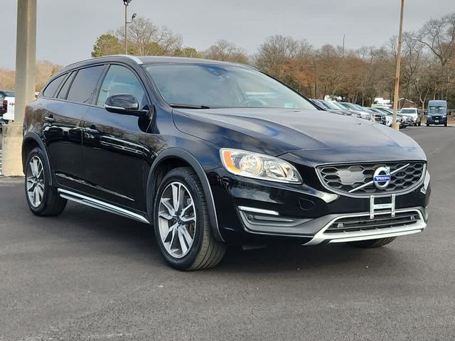 2018 Volvo V60 Cross Country Base