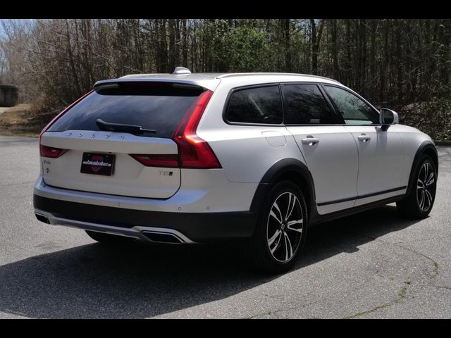 2018 Volvo V90 Cross Country Base