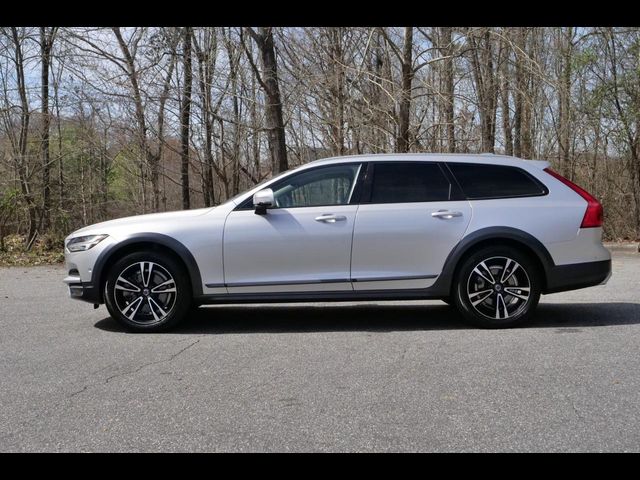 2018 Volvo V90 Cross Country Base