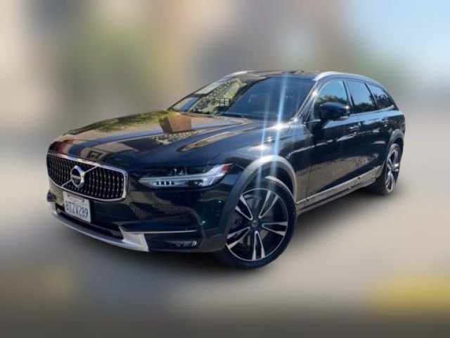 2018 Volvo V90 Cross Country Base