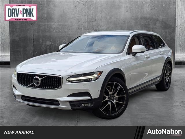 2018 Volvo V90 Cross Country Base