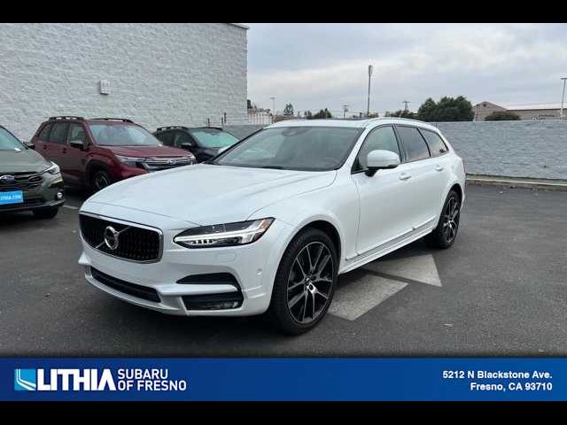 2018 Volvo V90 Cross Country Base