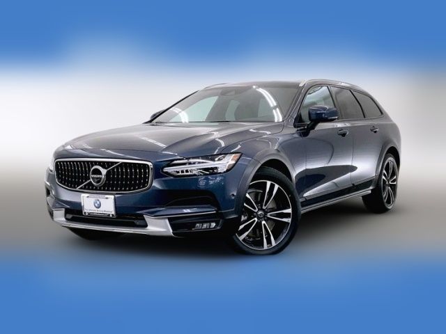 2018 Volvo V90 Cross Country Base