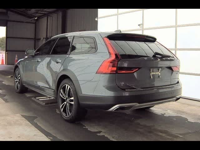 2018 Volvo V90 Cross Country Base