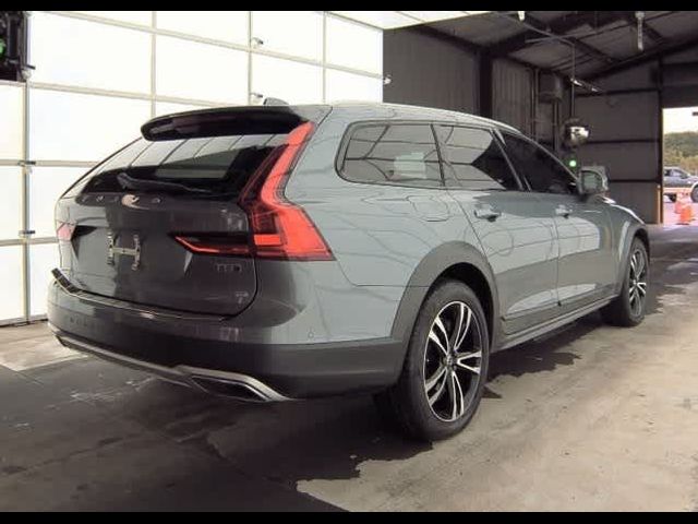 2018 Volvo V90 Cross Country Base