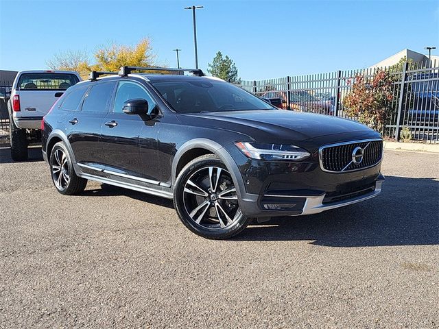 2018 Volvo V90 Cross Country Base