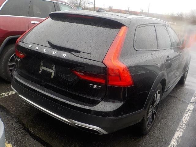 2018 Volvo V90 Cross Country Base