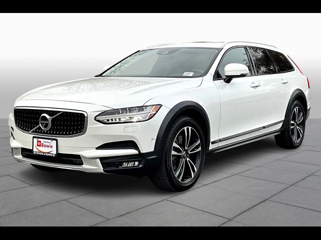 2018 Volvo V90 Cross Country Base