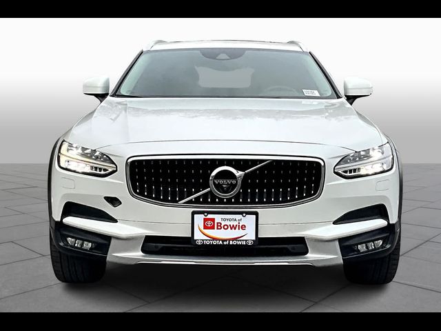 2018 Volvo V90 Cross Country Base