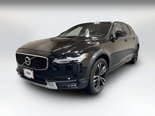 2018 Volvo V90 Cross Country Base