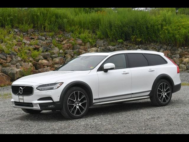 2018 Volvo V90 Cross Country Base