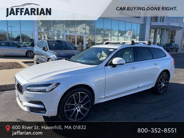 2018 Volvo V90 Cross Country Base