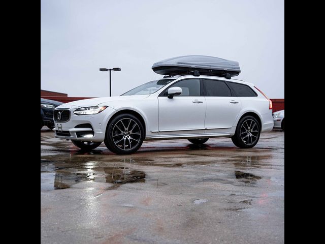 2018 Volvo V90 Cross Country Base