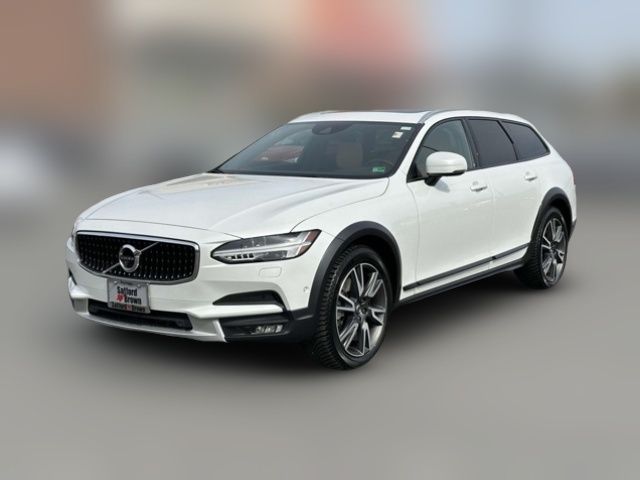 2018 Volvo V90 Cross Country Base