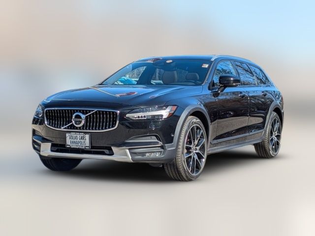 2018 Volvo V90 Cross Country Base