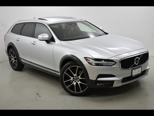 2018 Volvo V90 Cross Country Base