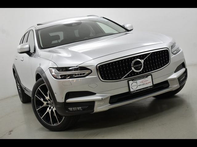 2018 Volvo V90 Cross Country Base