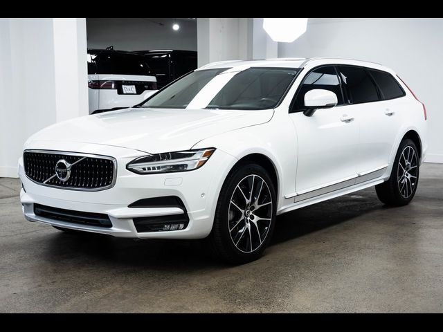 2018 Volvo V90 Cross Country Base