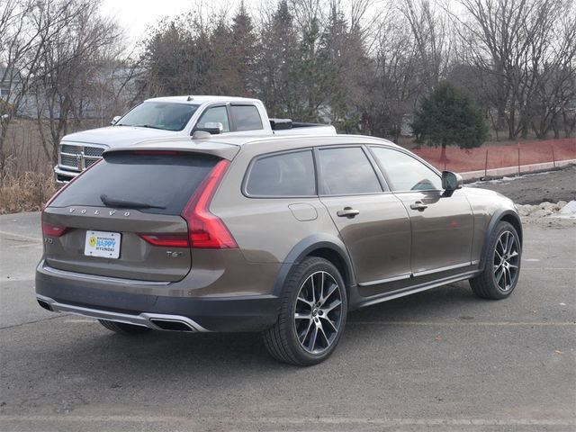 2018 Volvo V90 Cross Country Base