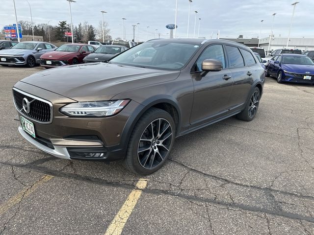 2018 Volvo V90 Cross Country Base