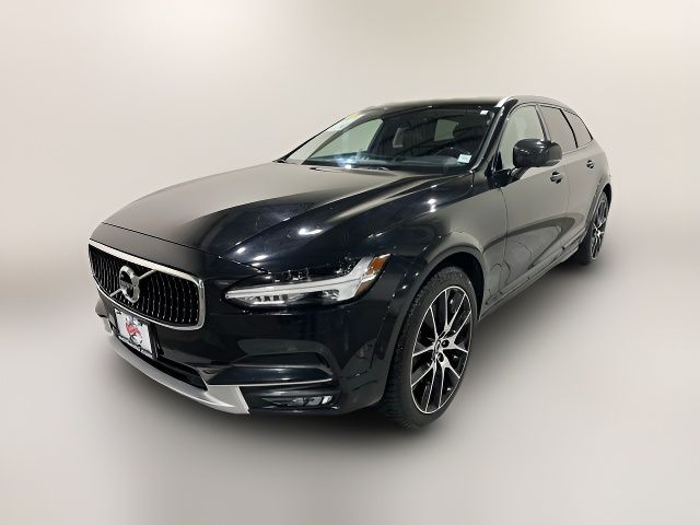 2018 Volvo V90 Cross Country Base