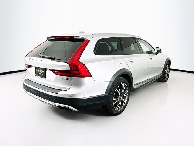 2018 Volvo V90 Cross Country Base
